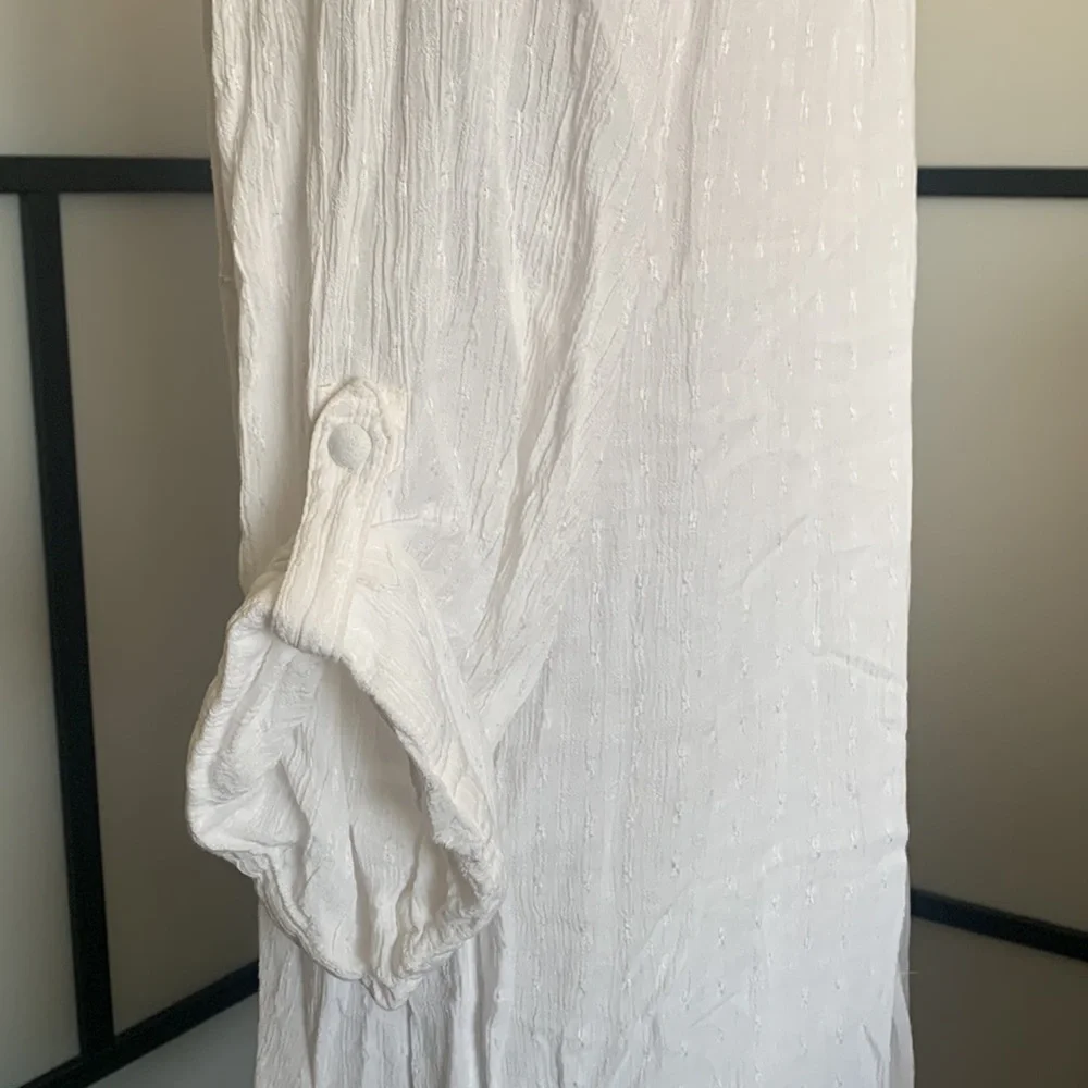 Torrid Women's White Tunic Detail Sheer Top Size 2X V797 - Picture 11 of 16
